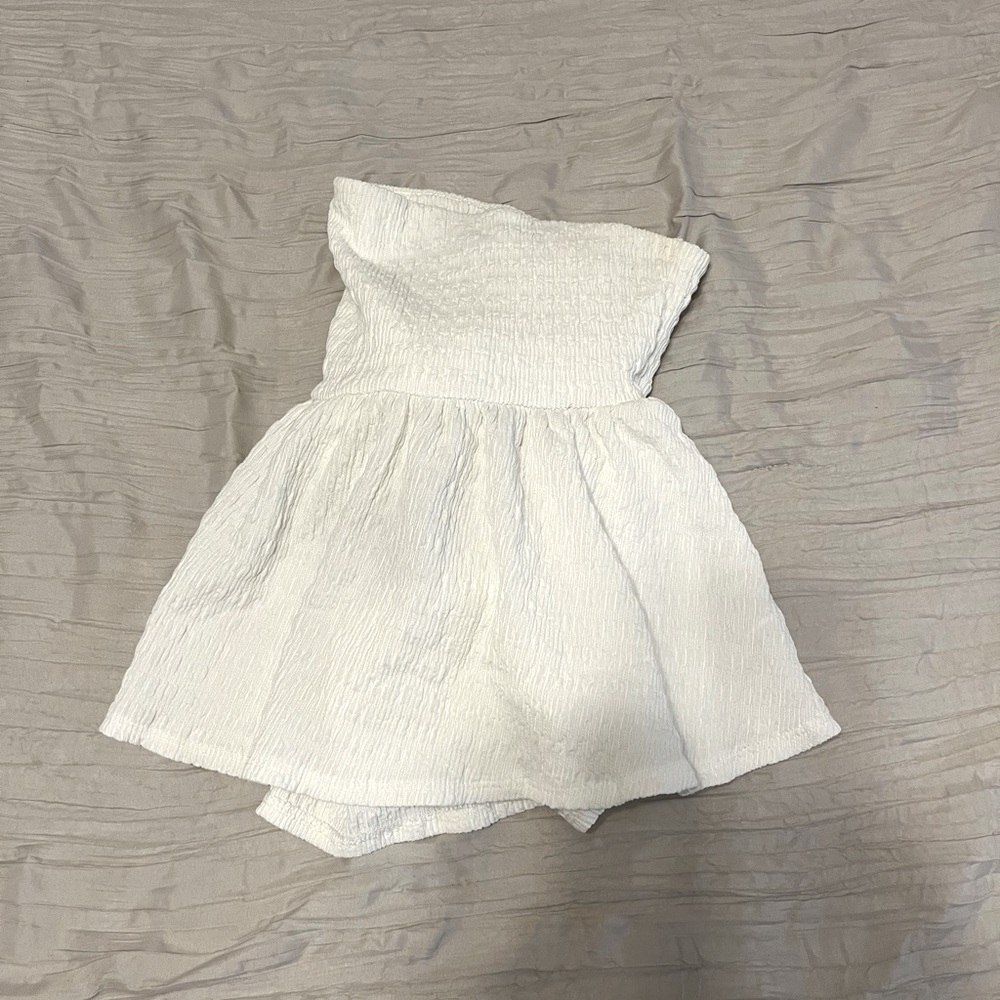 White sleeveless babydoll tube top